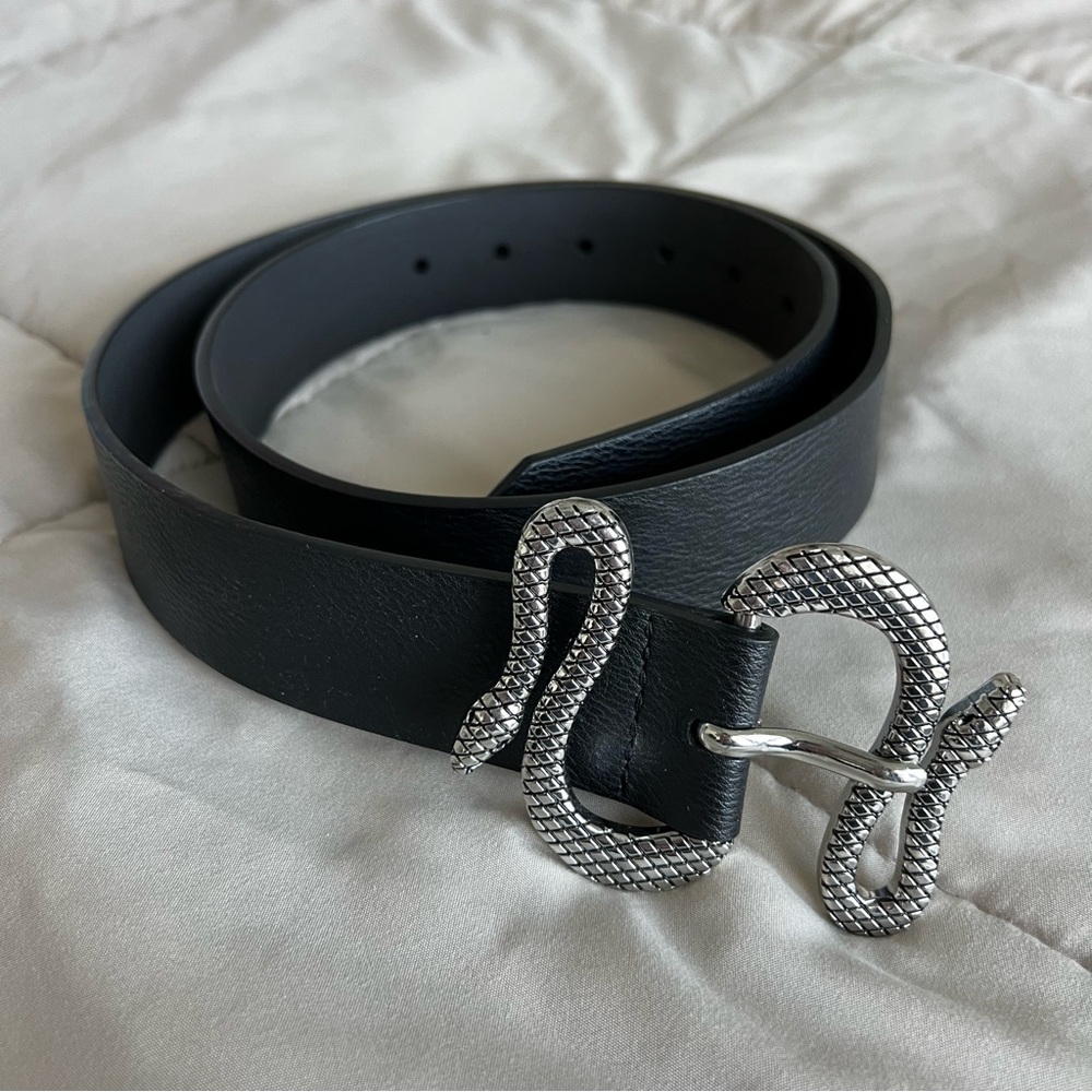 Express Snake Buckle Belt